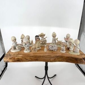 Lot of 13 Precious Moments Figurines